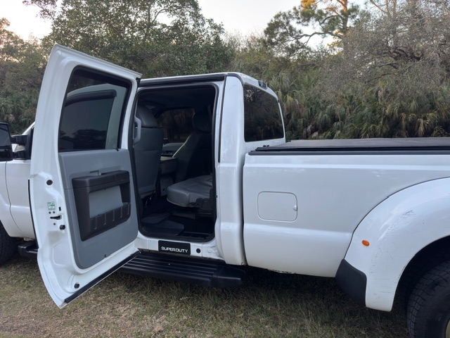 Ford Super Duty F-350 DRW  2014