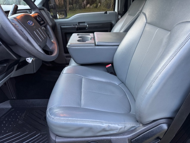 Ford Super Duty F-350 DRW  2014