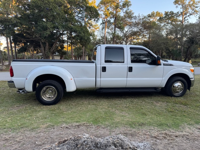 Ford Super Duty F-350 DRW  2014