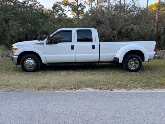 Ford Super Duty F-350 DRW  2014