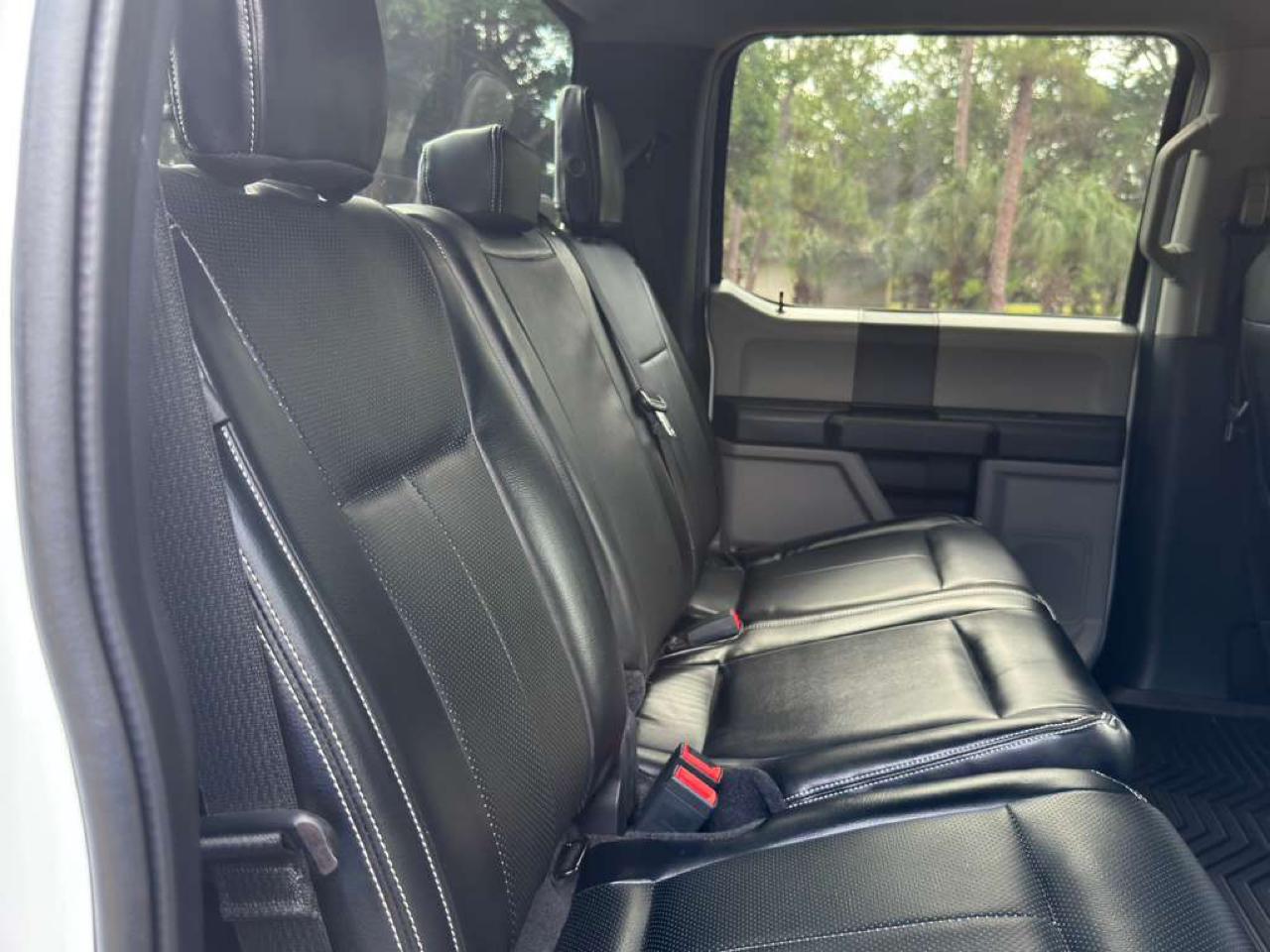 Ford Super Duty F-250 SRW  2022