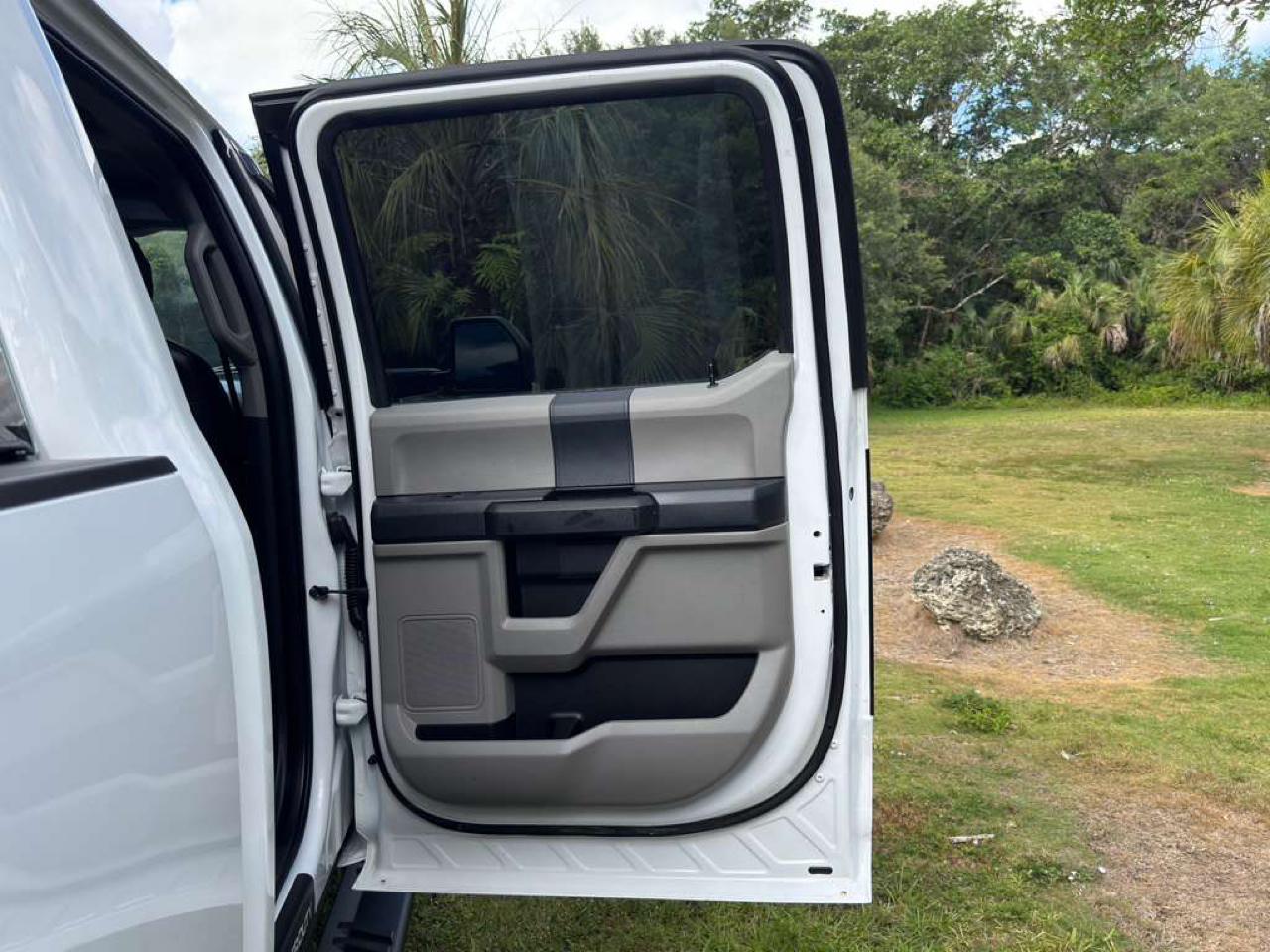 Ford Super Duty F-250 SRW  2022