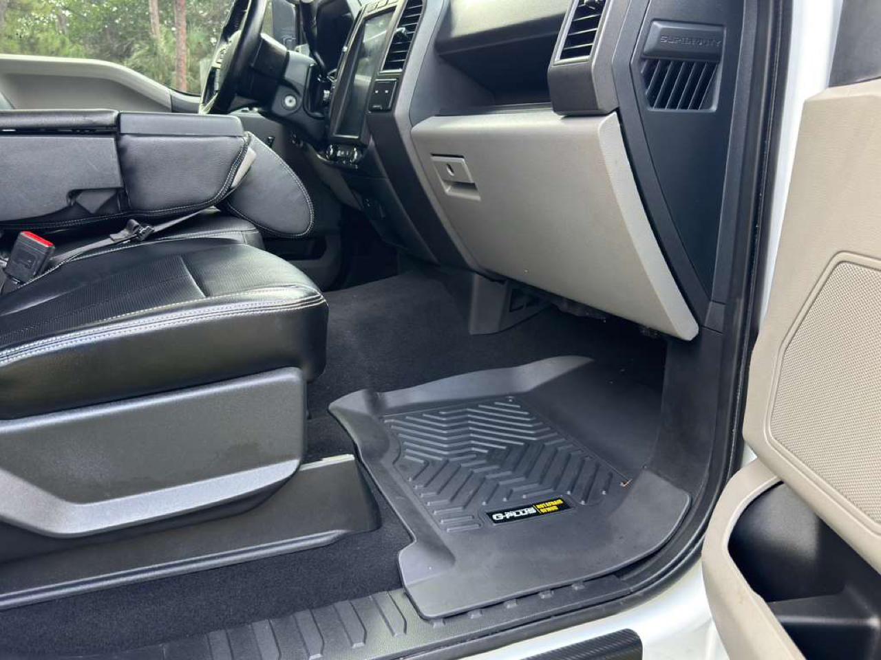 Ford Super Duty F-250 SRW  2022