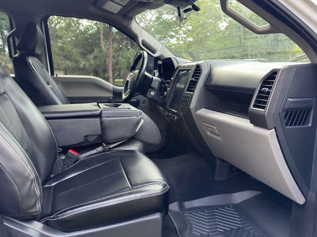 Ford Super Duty F-250 SRW  2022