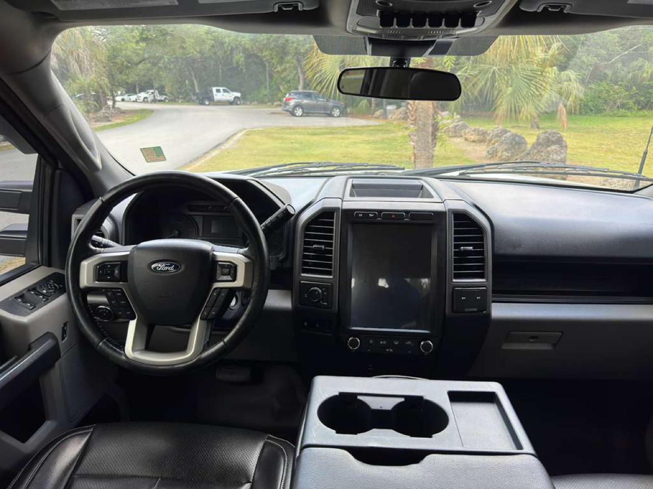 Ford Super Duty F-250 SRW  2022