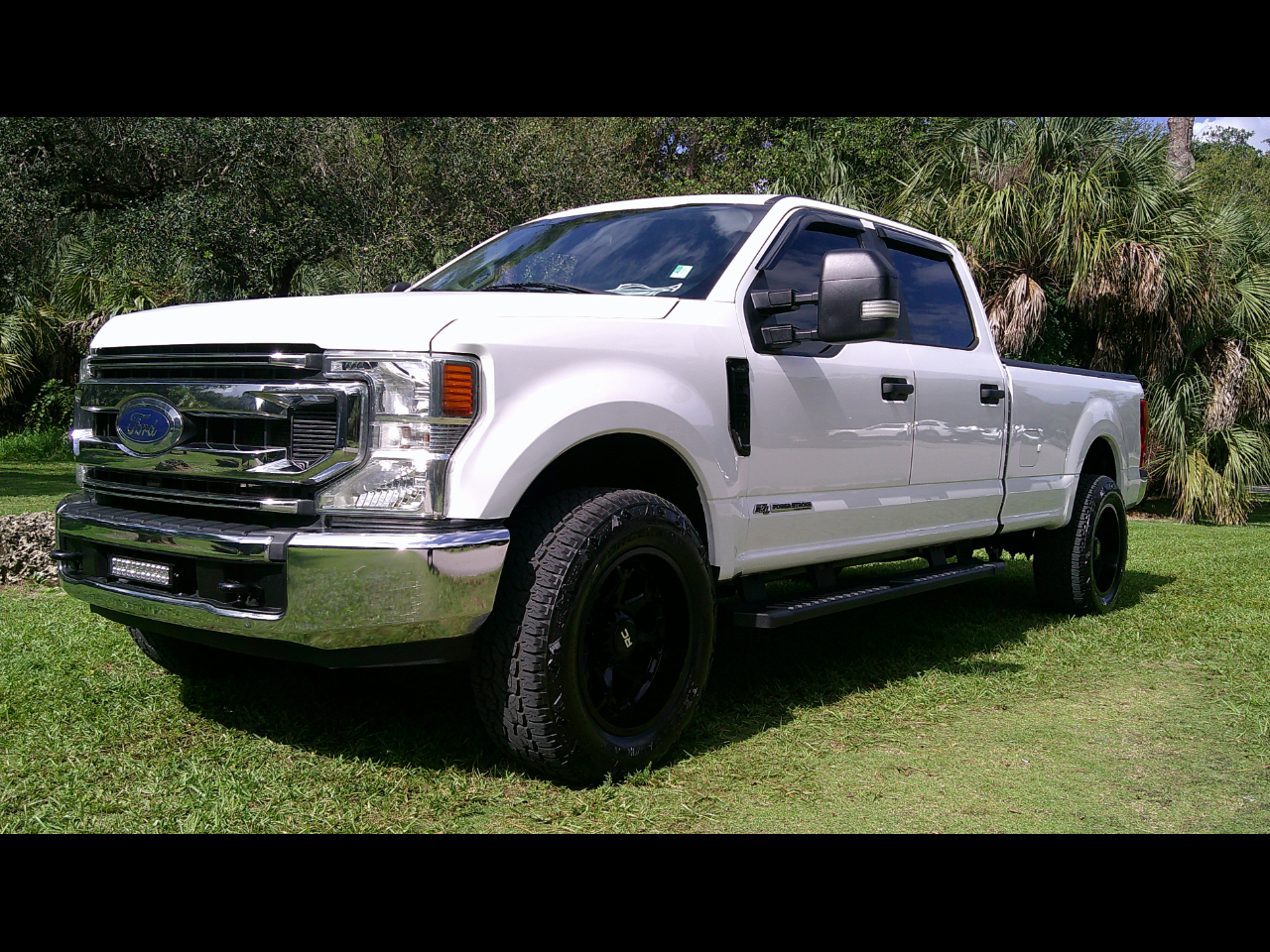 2022 Ford Super Duty F-250 Crew Cab 172" XLT WARRANTY INCLUDED