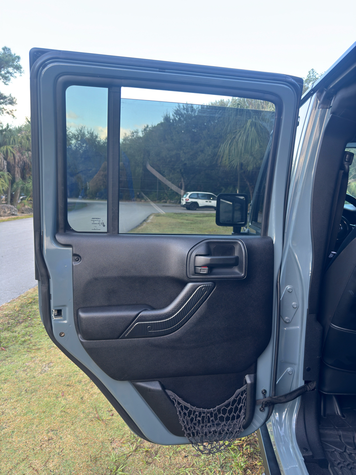 Jeep Wrangler Unlimited 4WD 4dr Rubicon X 2014