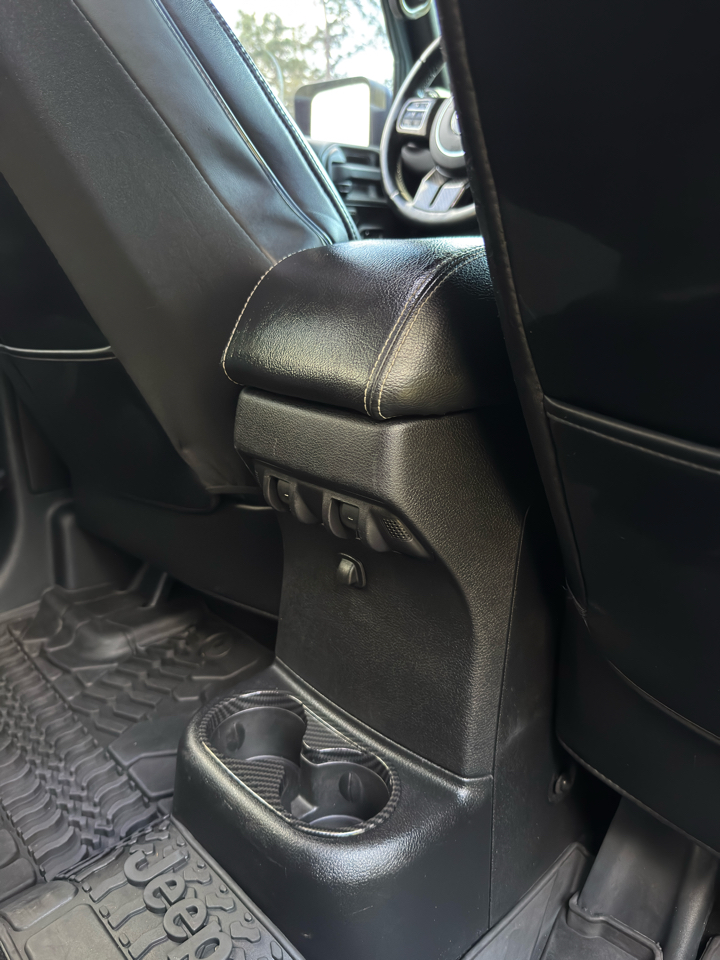 Jeep Wrangler Unlimited 4WD 4dr Rubicon X 2014