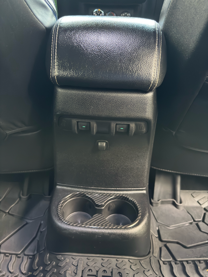 Jeep Wrangler Unlimited 4WD 4dr Rubicon X 2014