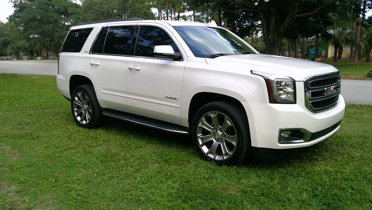 GMC Yukon 2WD 4dr SLT 2017 GMC Yukon 2WD 4dr SLT 2017