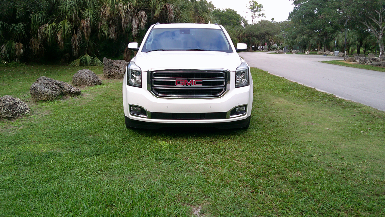 GMC Yukon 2WD 4dr SLT 2017 GMC Yukon 2WD 4dr SLT 2017