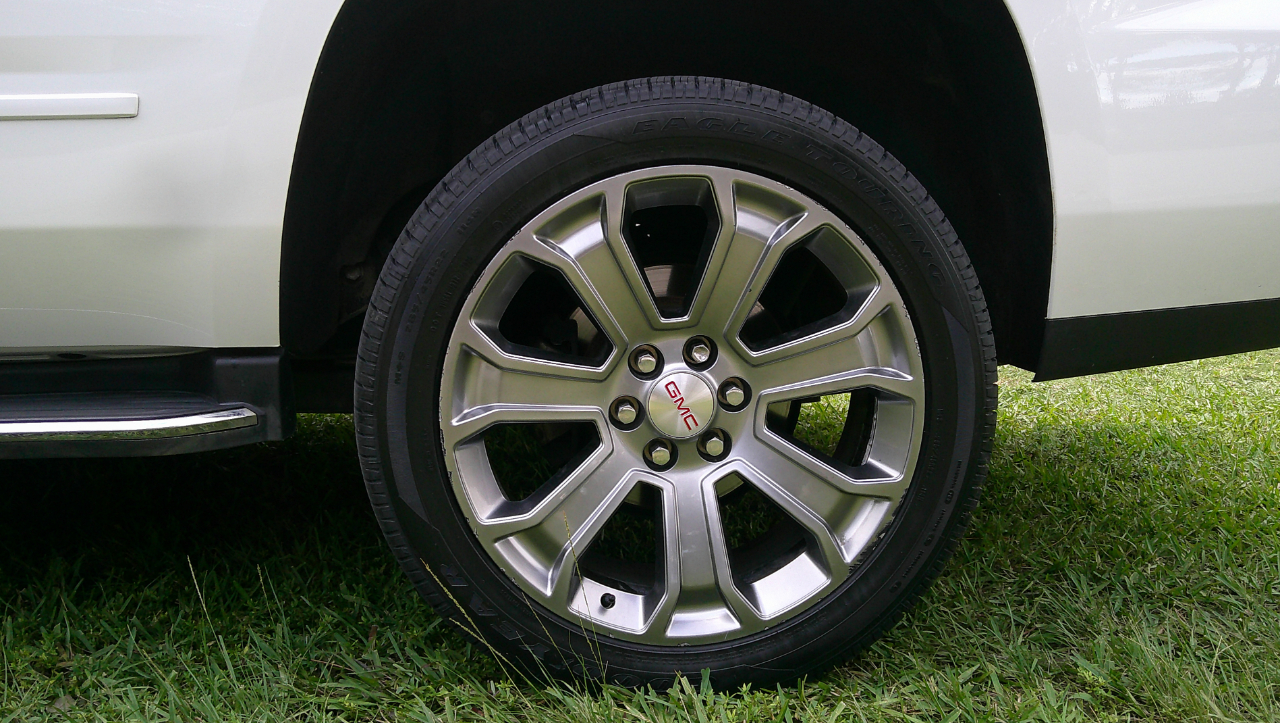 GMC Yukon 2WD 4dr SLT 2017 GMC Yukon 2WD 4dr SLT 2017