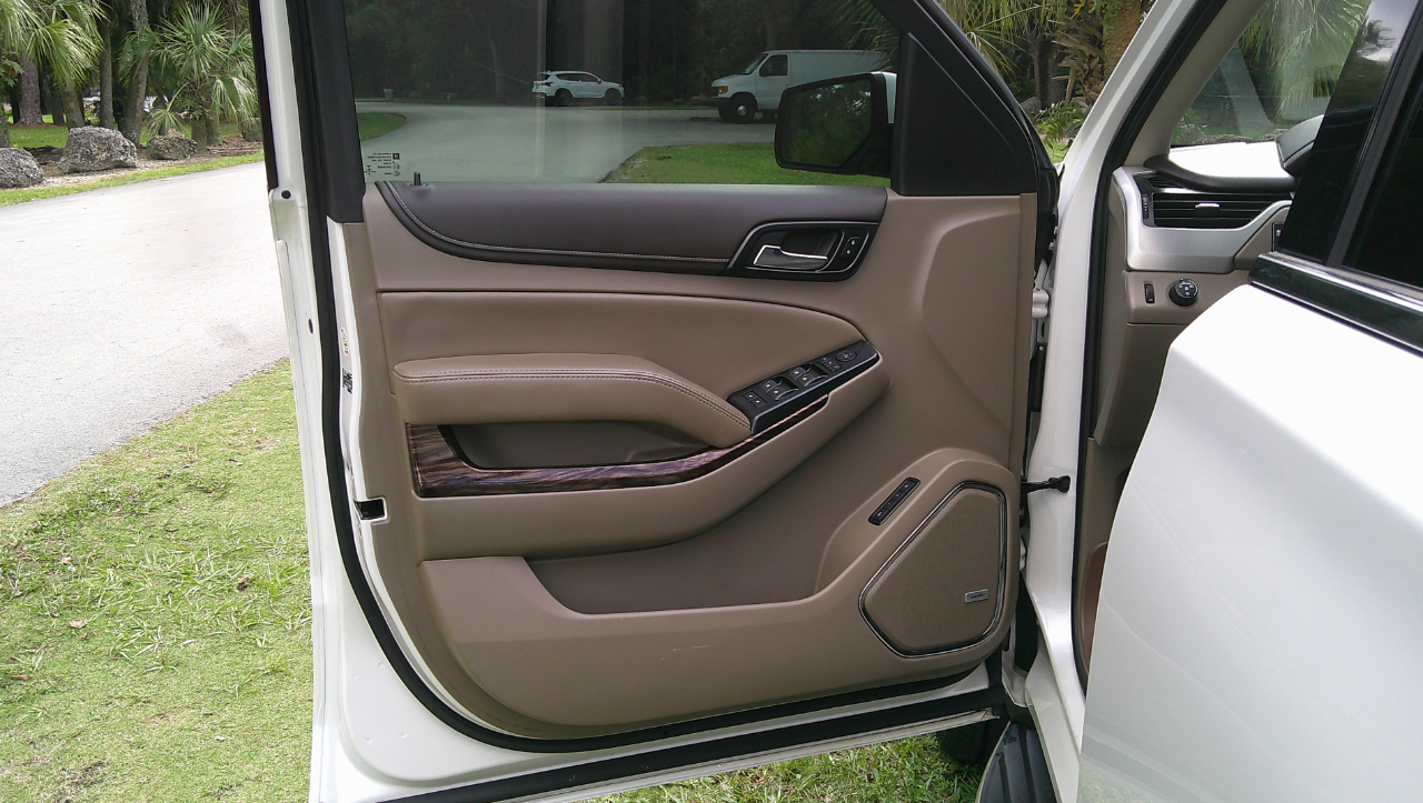 GMC Yukon 2WD 4dr SLT 2017 GMC Yukon 2WD 4dr SLT 2017