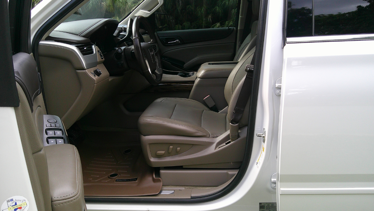 GMC Yukon 2WD 4dr SLT 2017 GMC Yukon 2WD 4dr SLT 2017