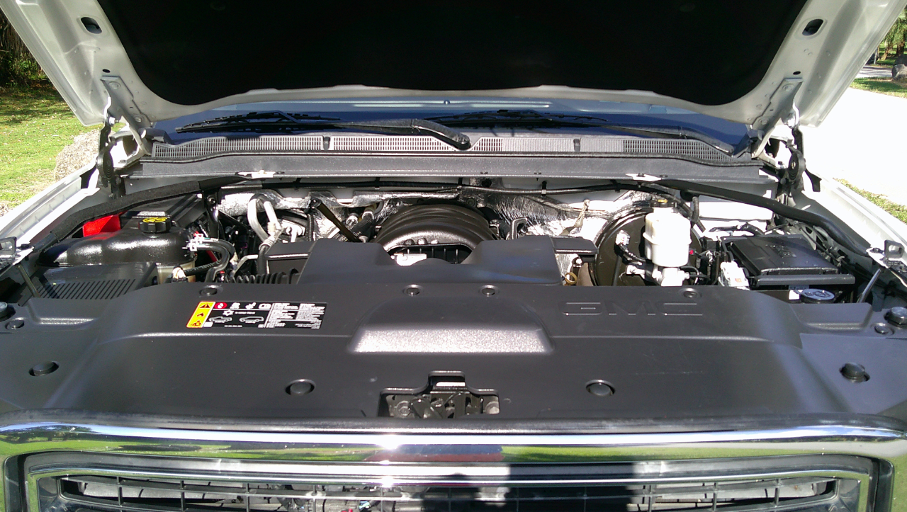 GMC Yukon 2WD 4dr SLT 2017 GMC Yukon 2WD 4dr SLT 2017