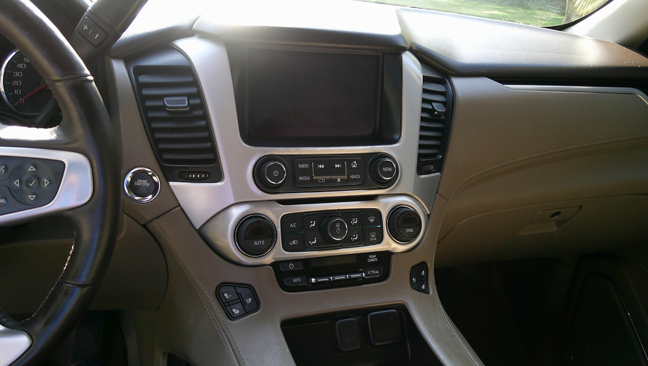 GMC Yukon 2WD 4dr SLT 2017 GMC Yukon 2WD 4dr SLT 2017