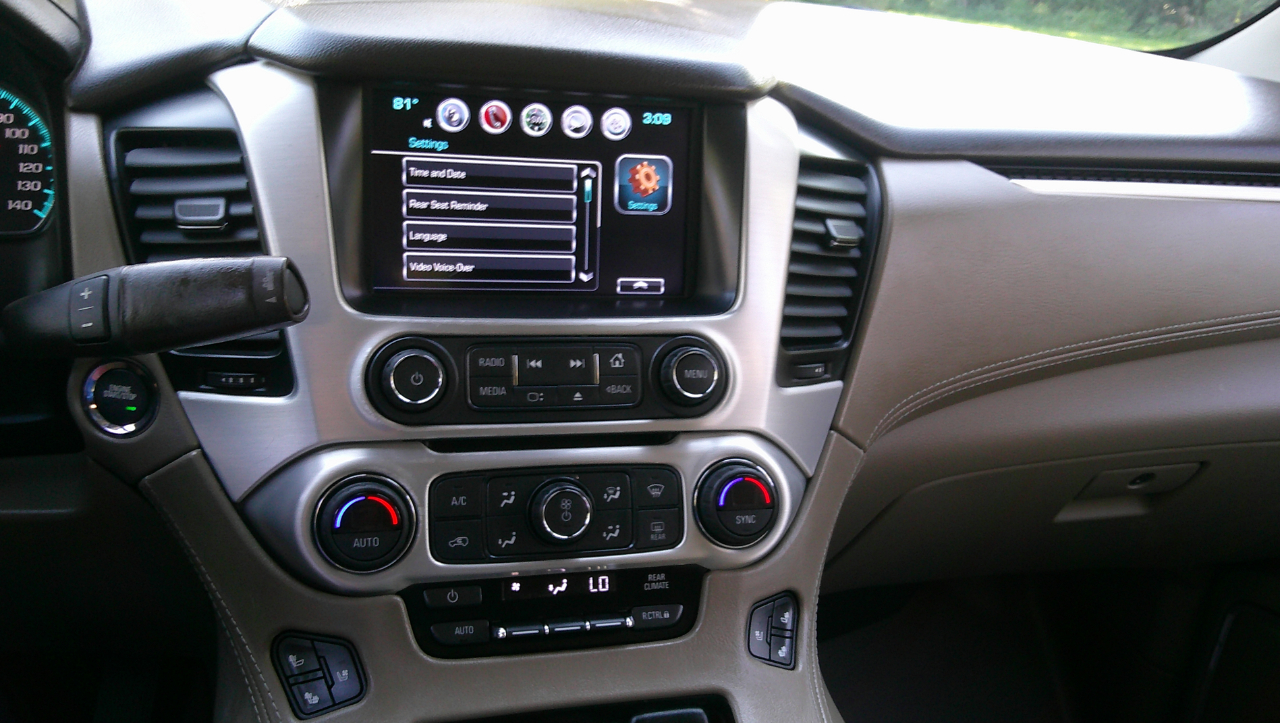 GMC Yukon 2WD 4dr SLT 2017 GMC Yukon 2WD 4dr SLT 2017