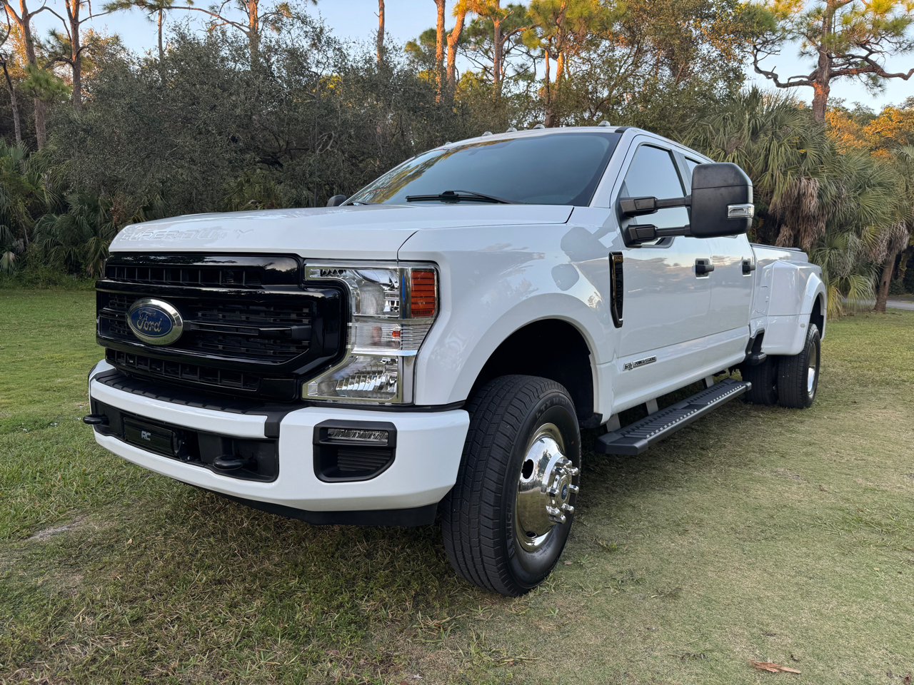 Ford Super Duty F-350 DRW  2022