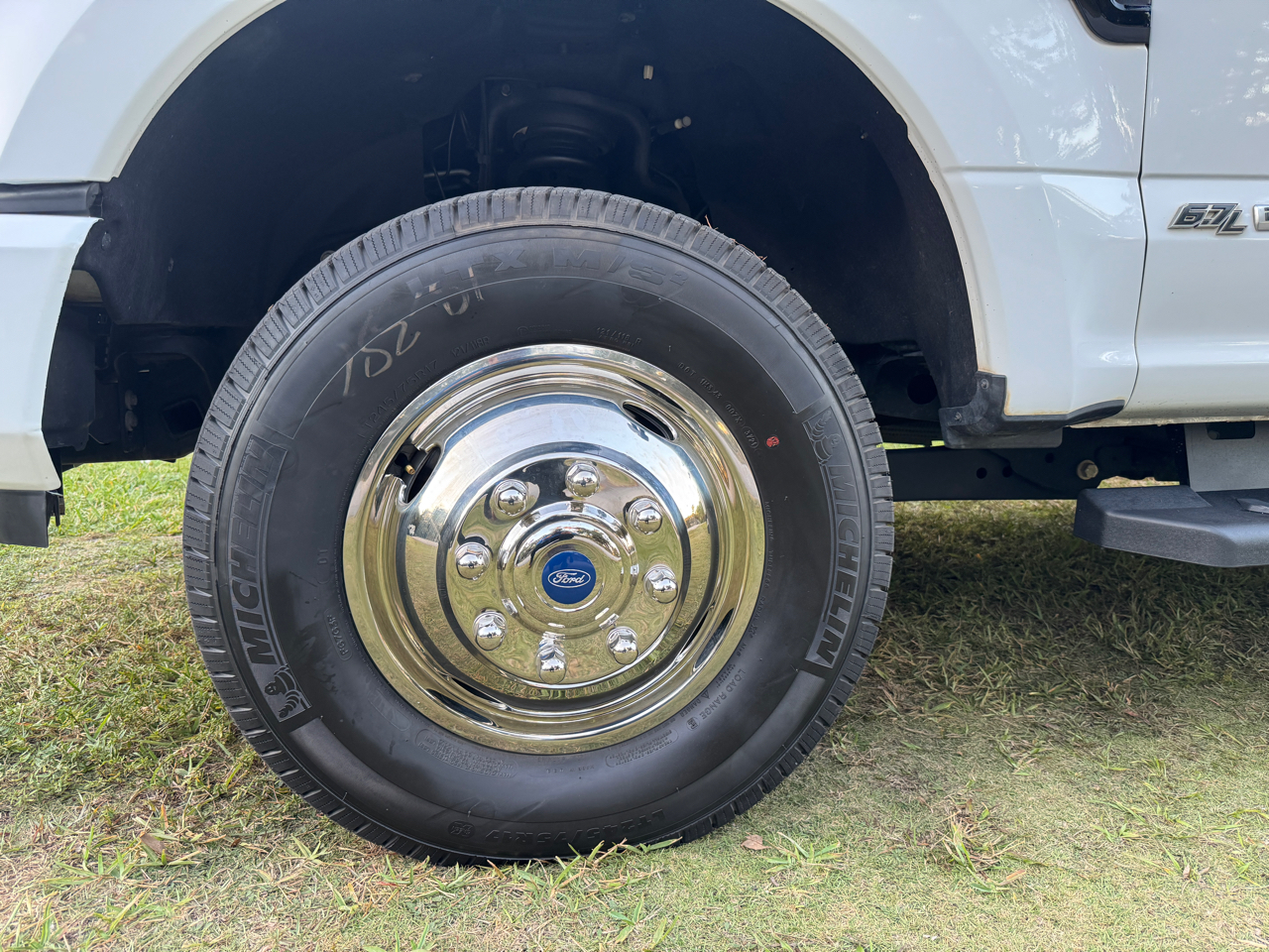 Ford Super Duty F-350 DRW  2022