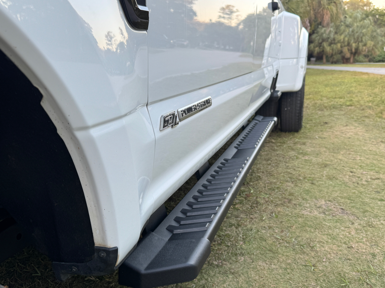 Ford Super Duty F-350 DRW  2022