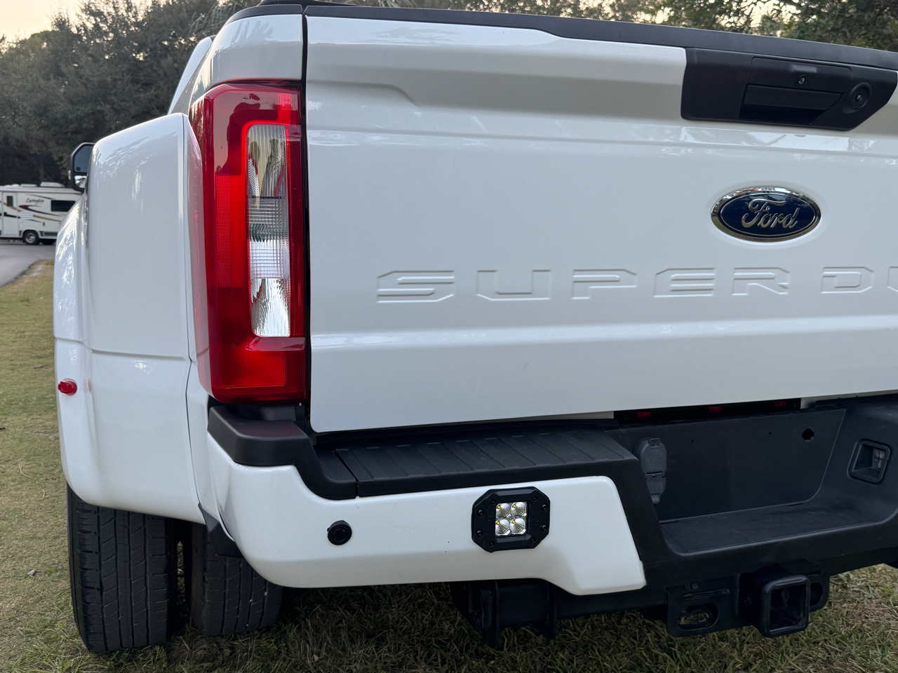 Ford Super Duty F-350 DRW  2022