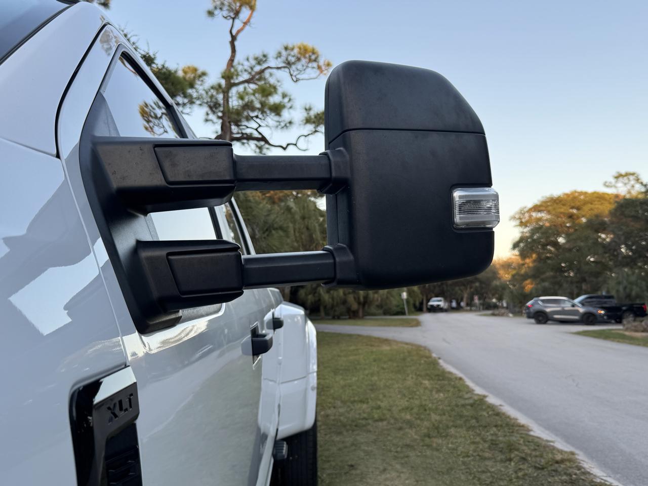 Ford Super Duty F-350 DRW  2022