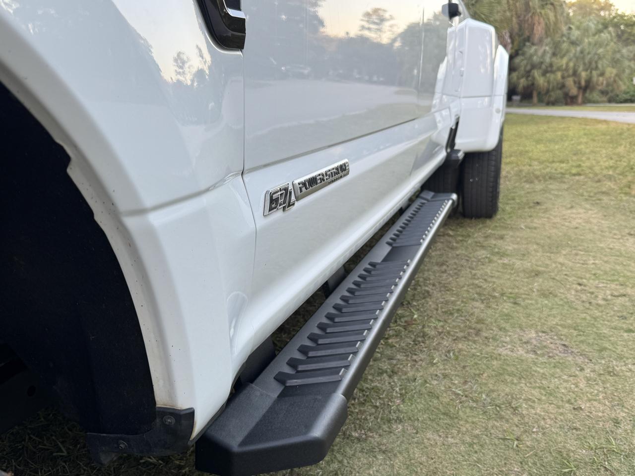 Ford Super Duty F-350 DRW  2022