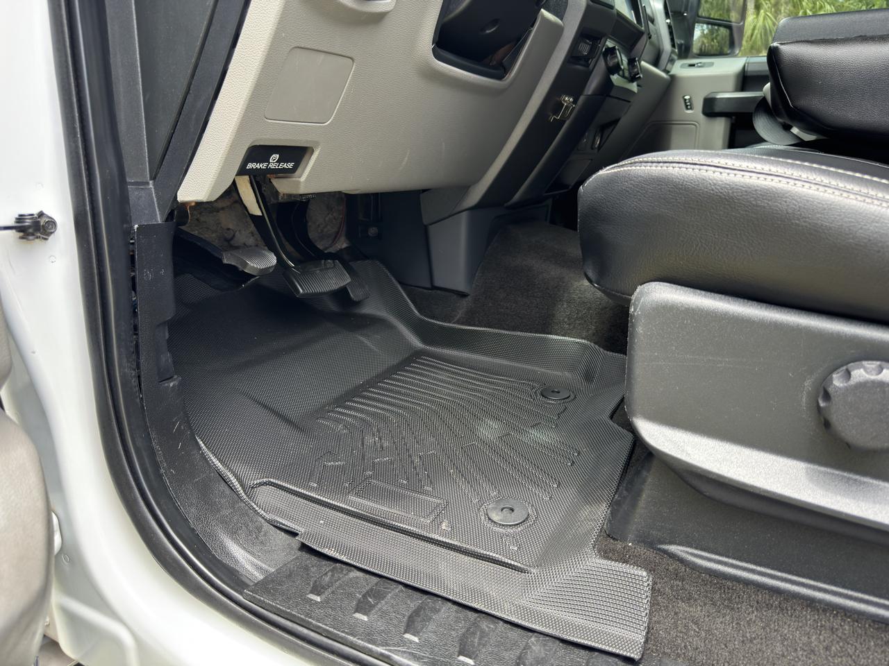 Ford Super Duty F-350 DRW  2022