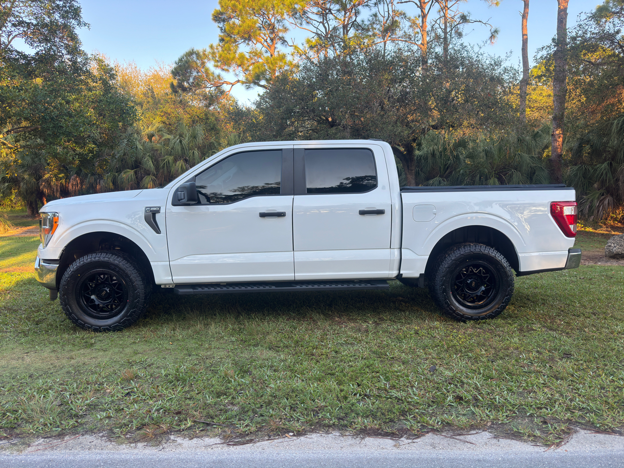 Ford F-150 FX4 SuperCrew 5.5-ft. Bed 4WD 2021