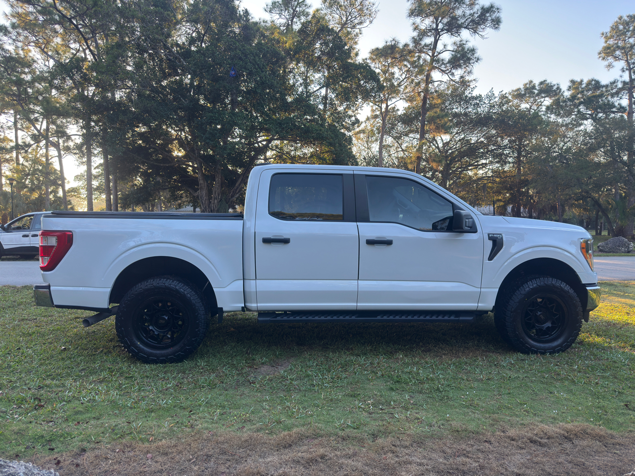 Ford F-150 FX4 SuperCrew 5.5-ft. Bed 4WD 2021