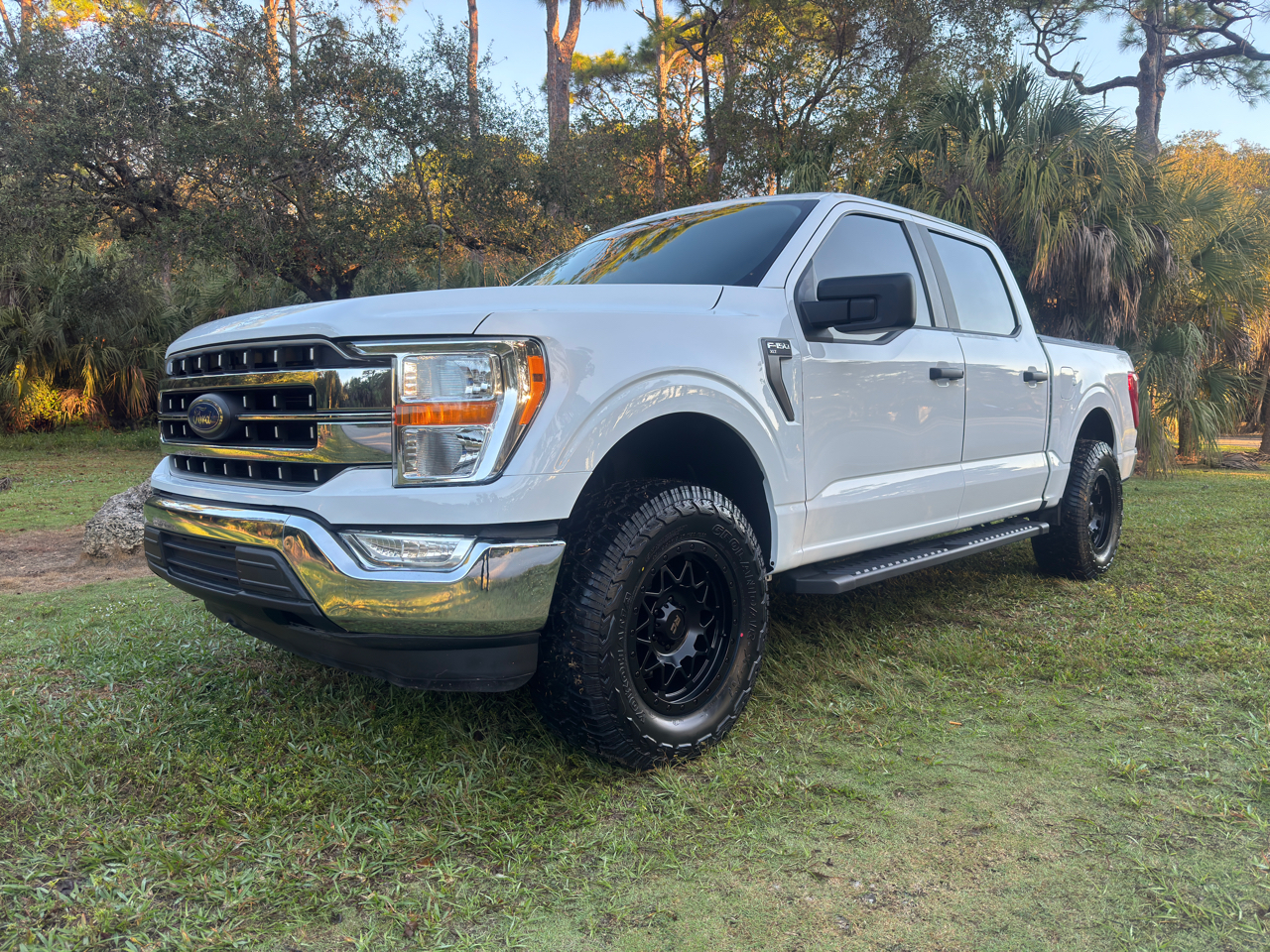 Ford F-150 FX4 SuperCrew 5.5-ft. Bed 4WD 2021