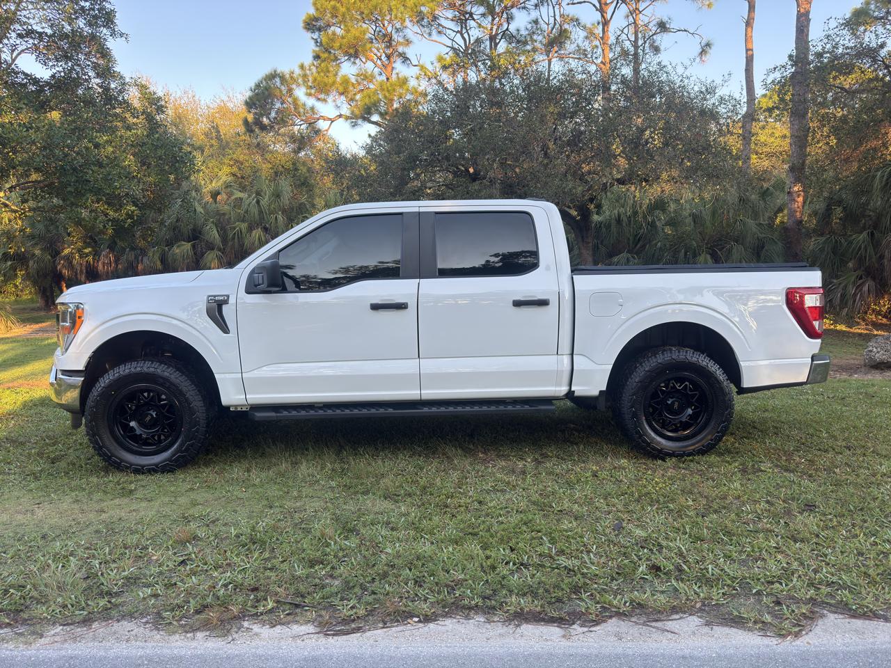 Ford F-150 FX4 SuperCrew 5.5-ft. Bed 4WD 2021