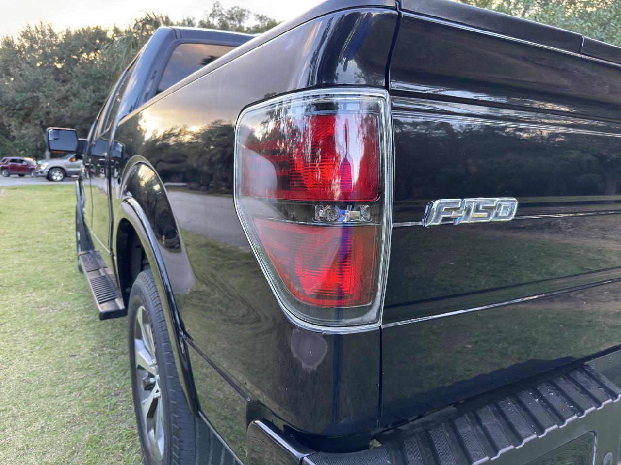 Ford F-150 2WD SuperCrew 145" FX2 Sport 2013
