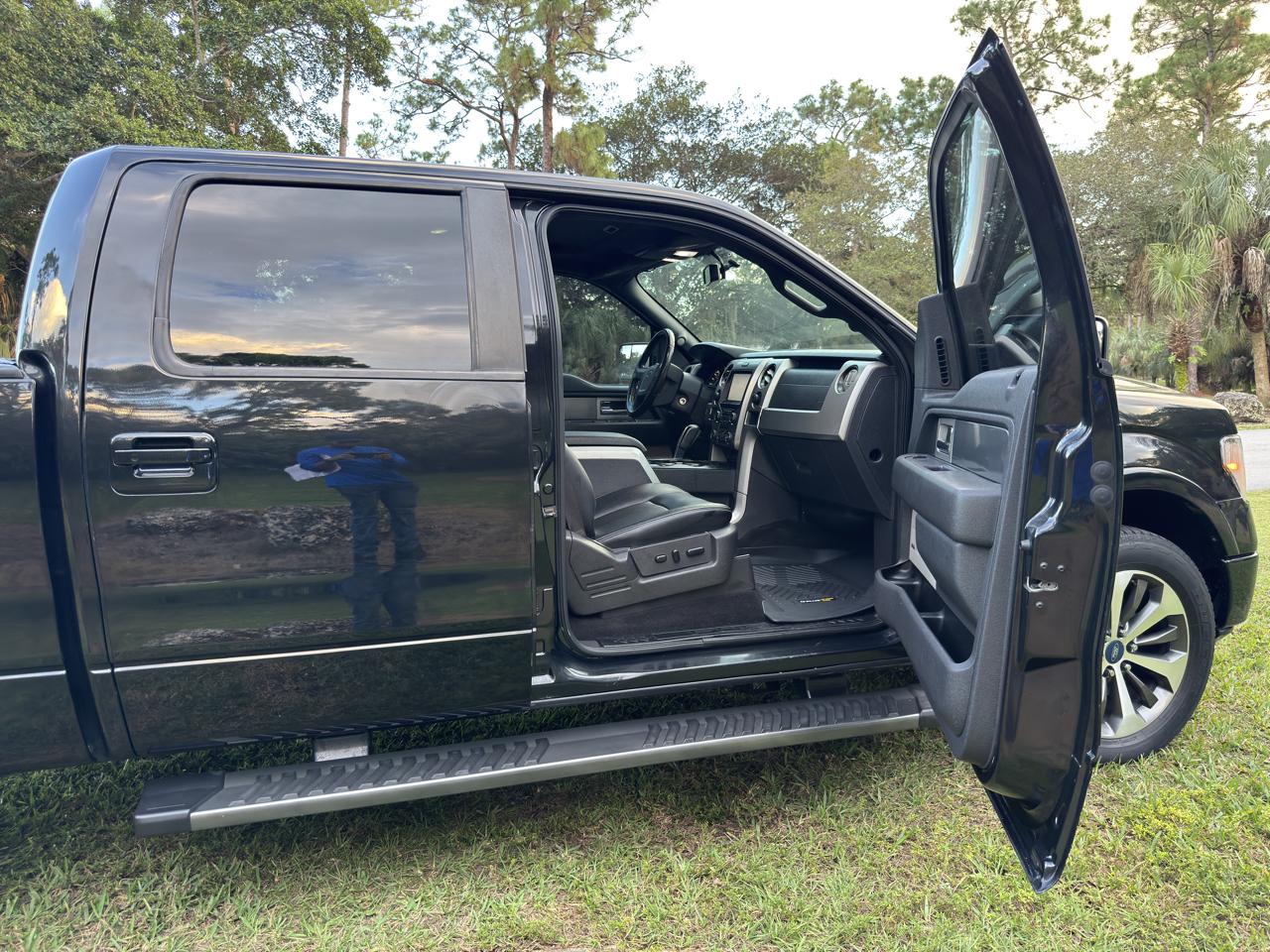 Ford F-150 2WD SuperCrew 145" FX2 Sport 2013