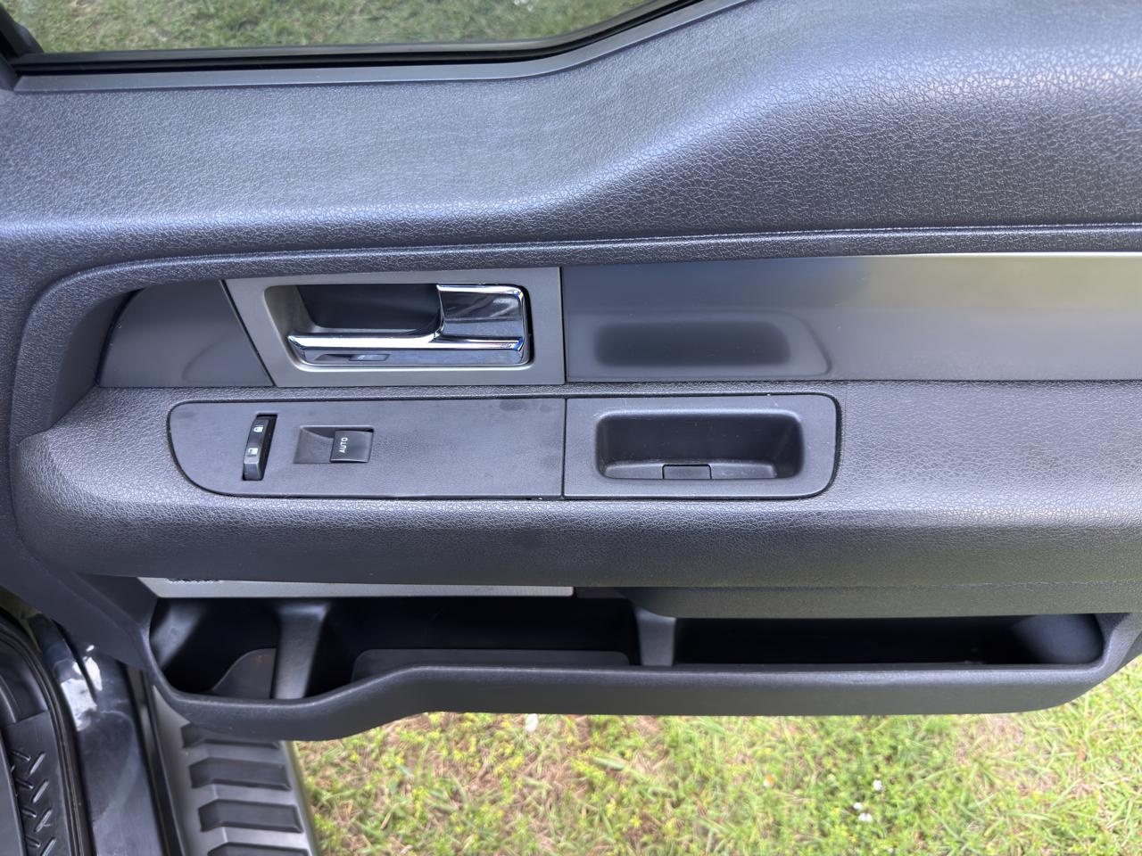 Ford F-150 2WD SuperCrew 145" FX2 Sport 2013