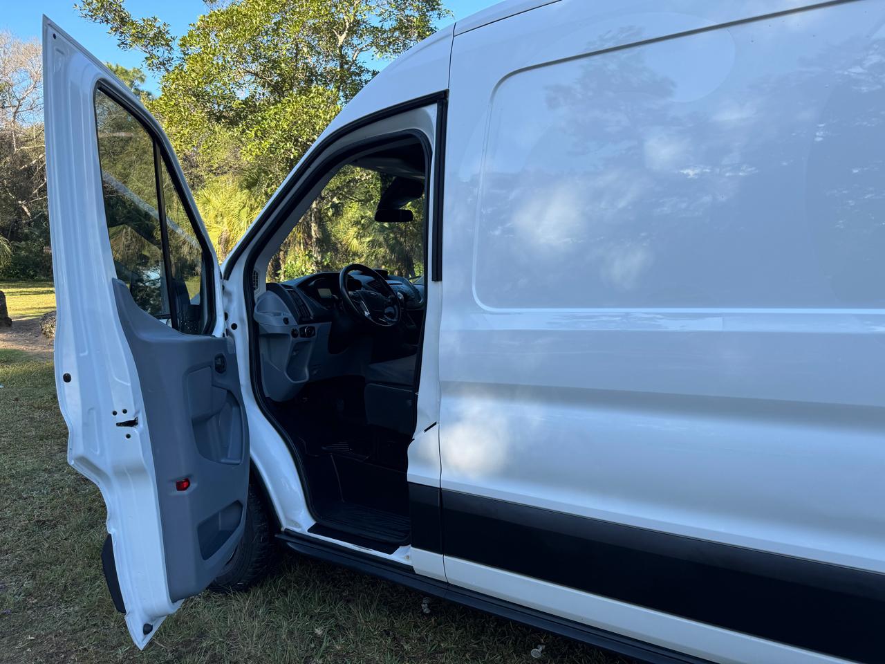Ford Transit Van  2019