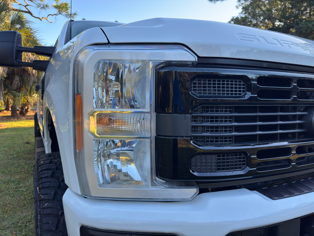 Ford Super Duty F-350 SRW  2023