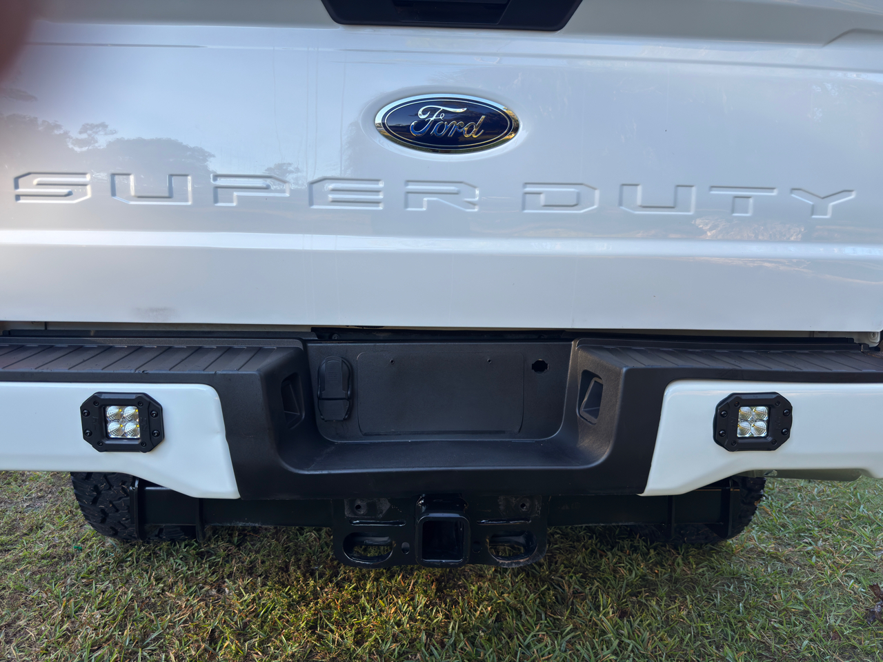 Ford Super Duty F-350 SRW  2023