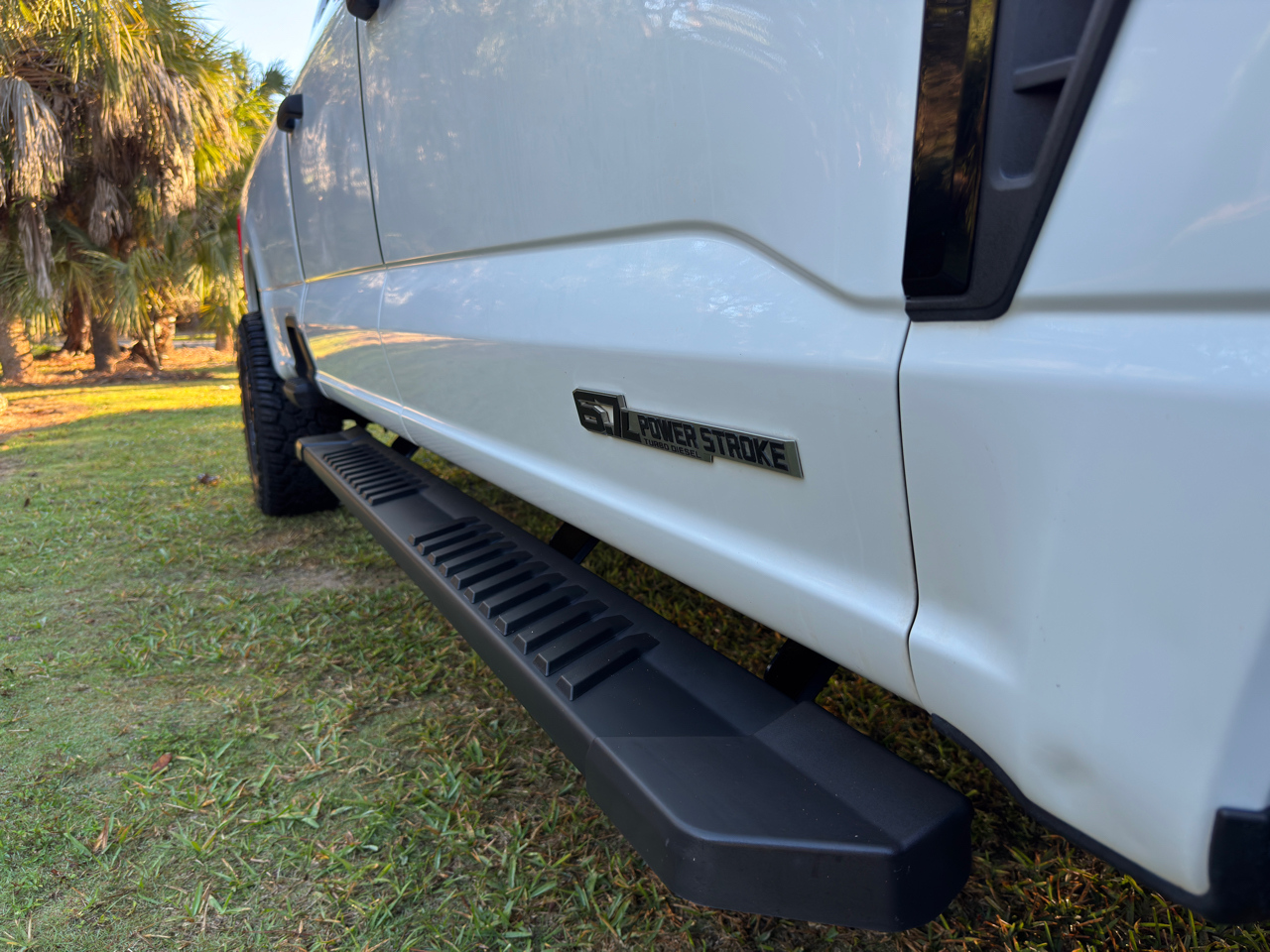 Ford Super Duty F-350 SRW  2023