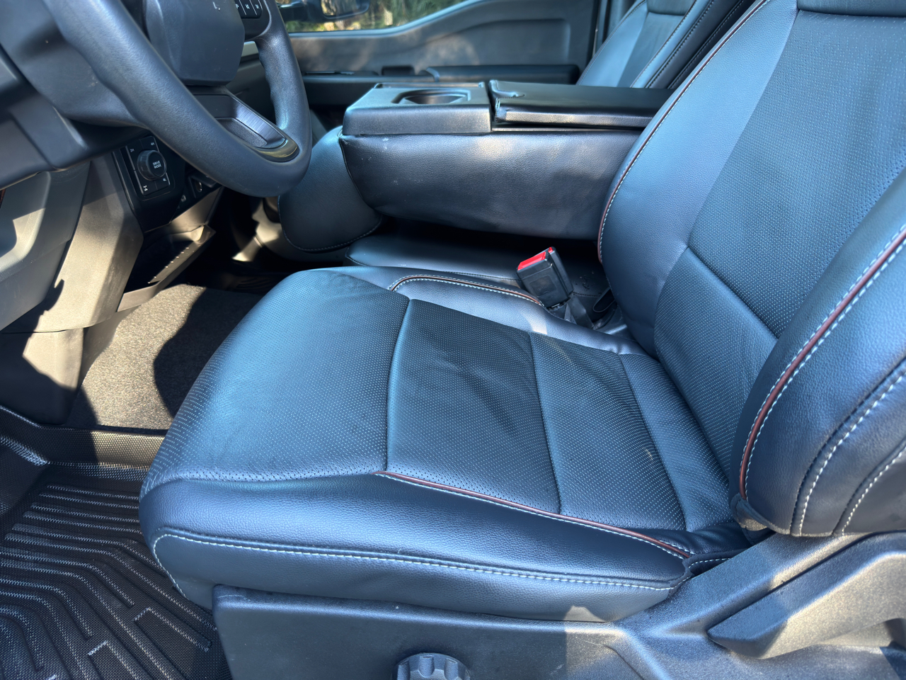 Ford Super Duty F-350 SRW  2023