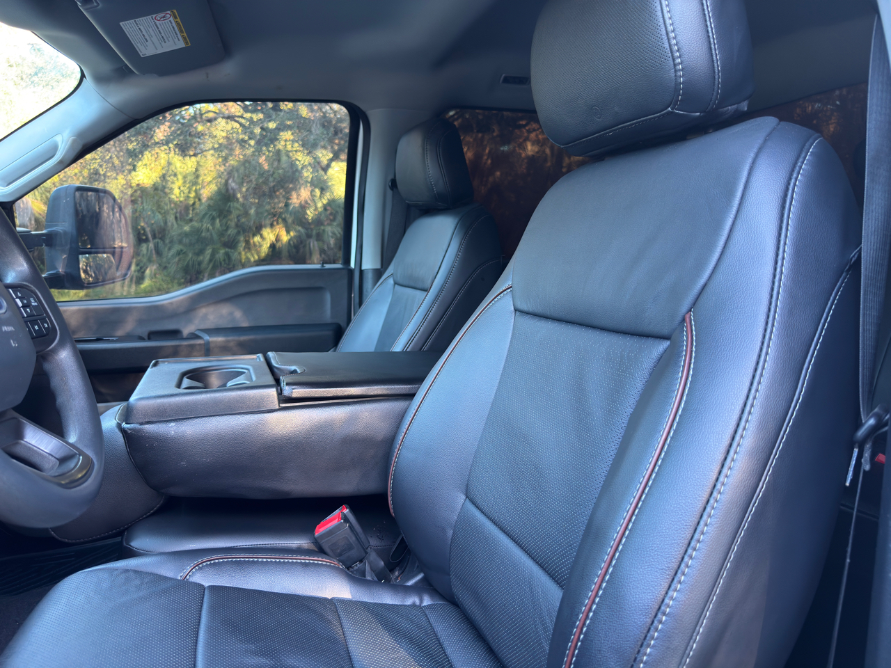 Ford Super Duty F-350 SRW  2023