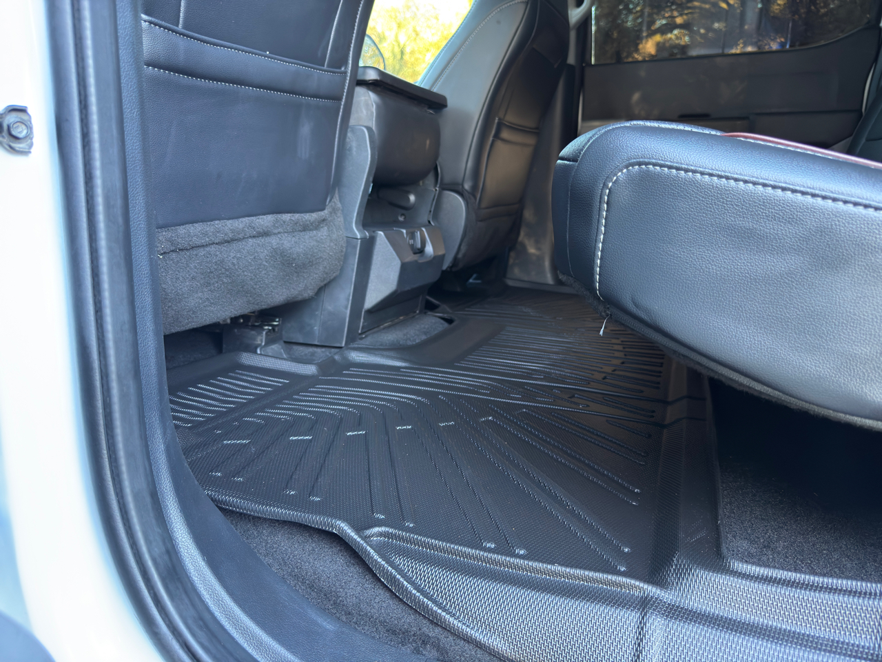 Ford Super Duty F-350 SRW  2023