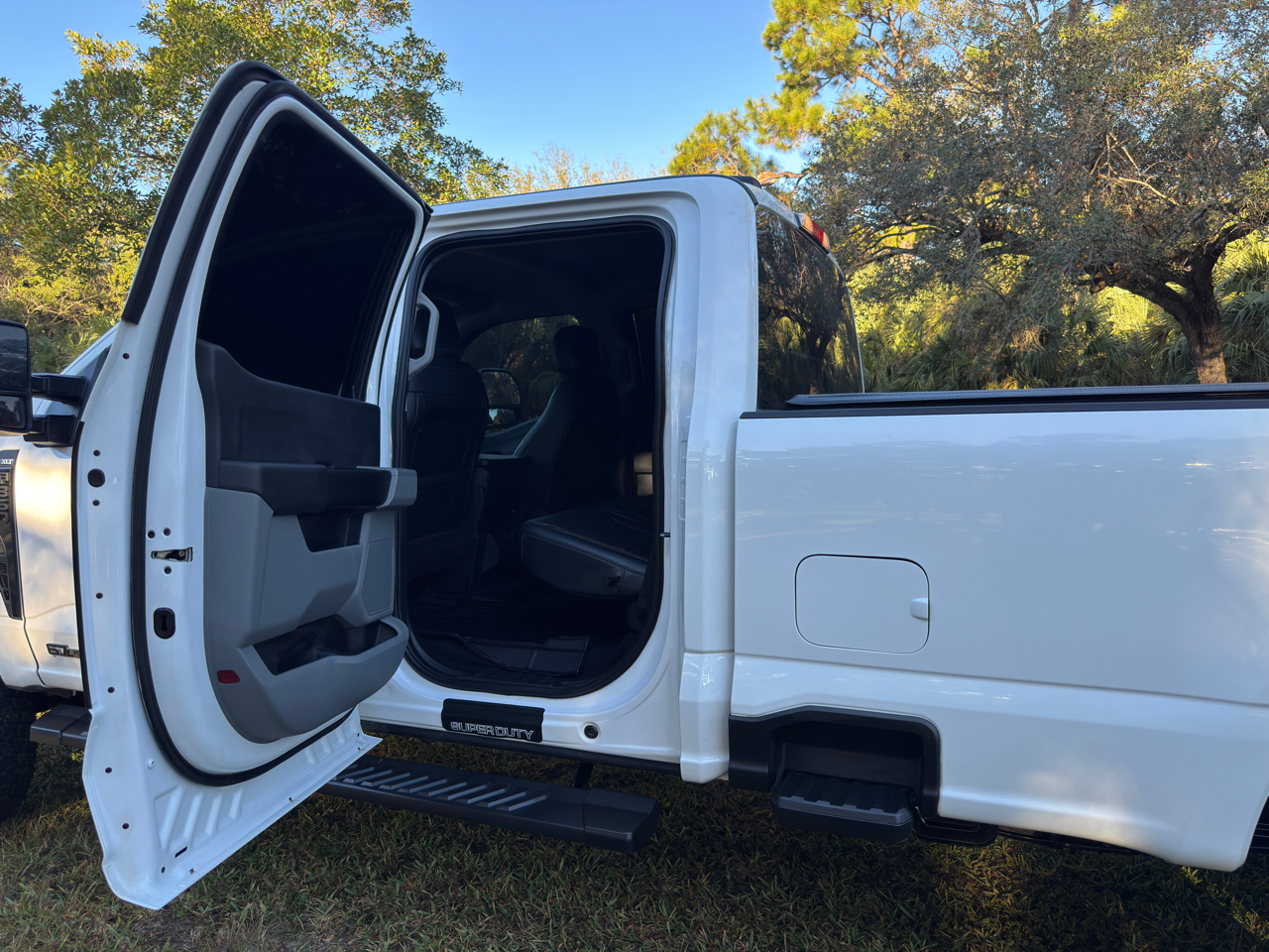 Ford Super Duty F-350 SRW  2023