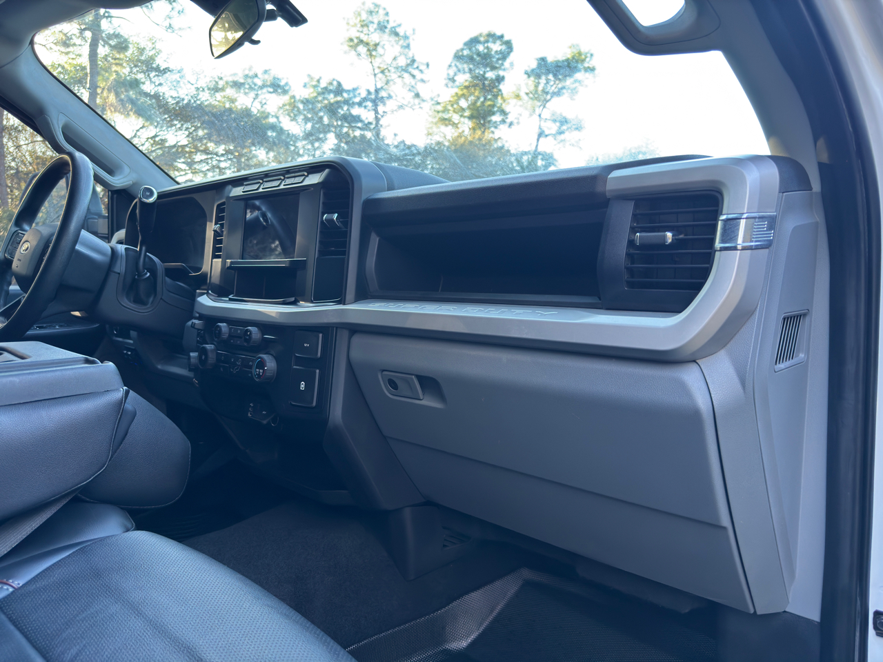 Ford Super Duty F-350 SRW  2023