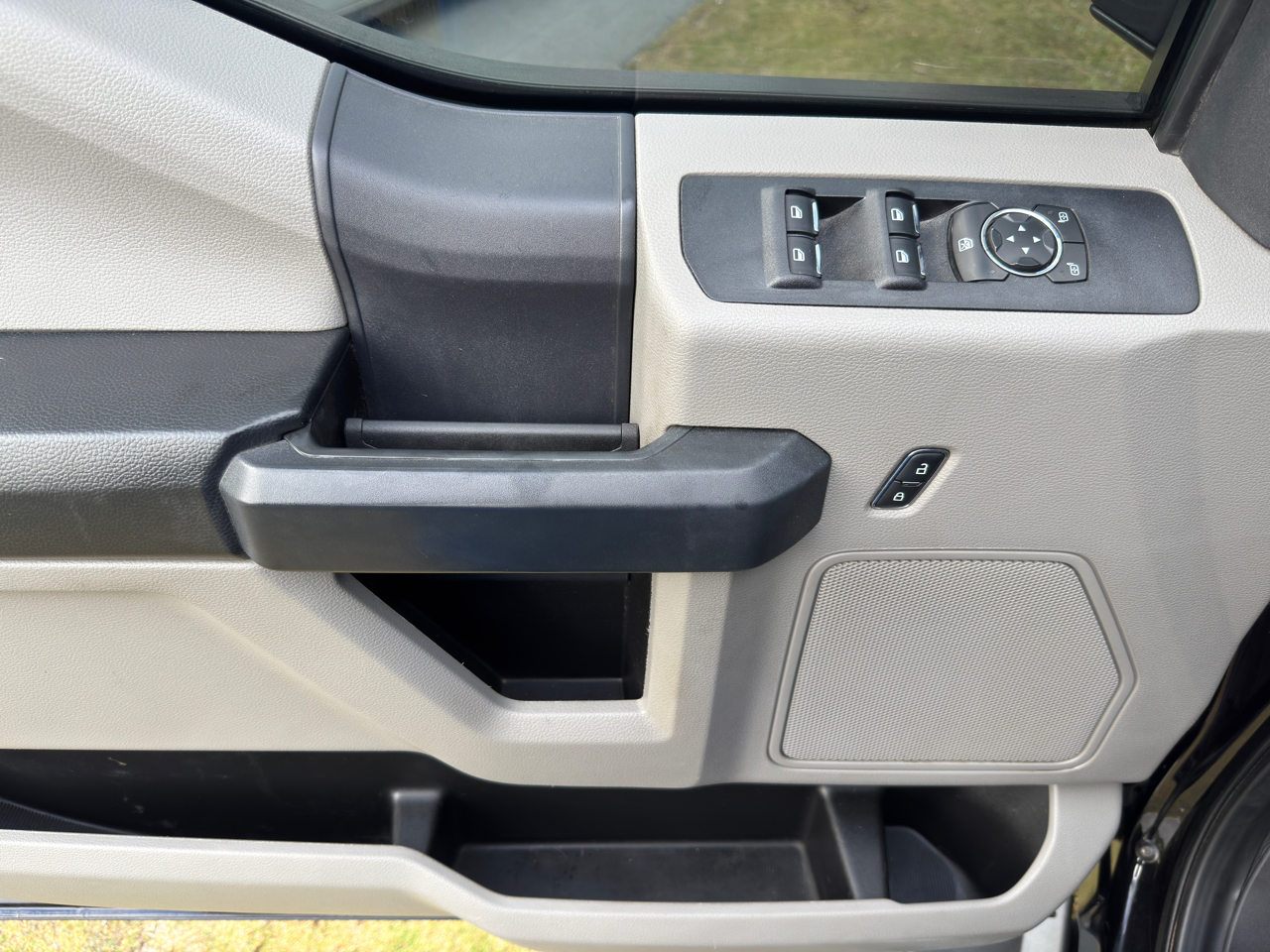 Ford Super Duty F-250 SRW  2022