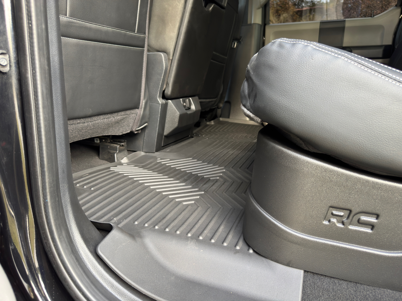 Ford Super Duty F-250 SRW  2022