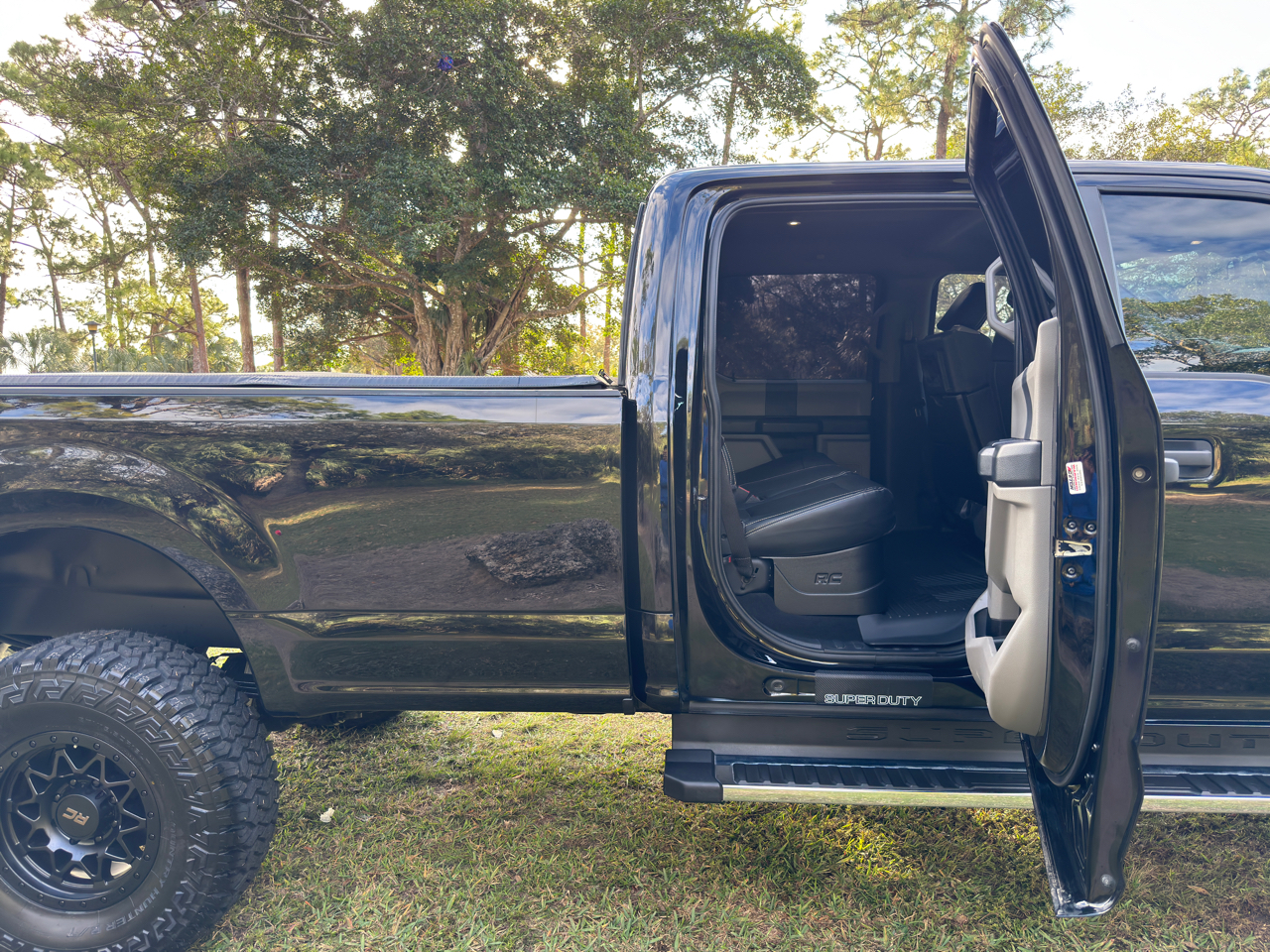 Ford Super Duty F-250 SRW  2022