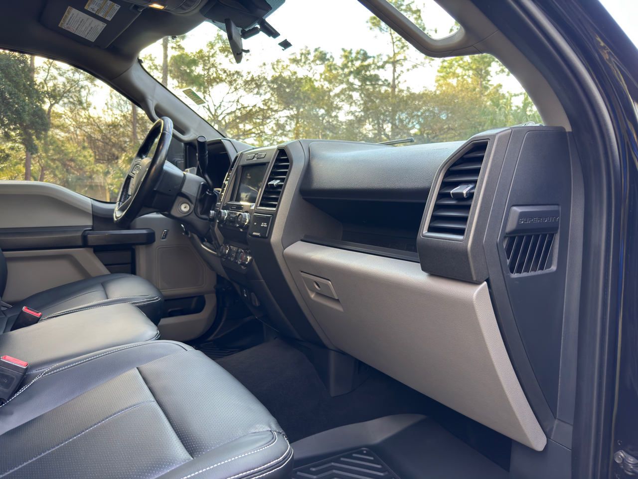 Ford Super Duty F-250 SRW  2022