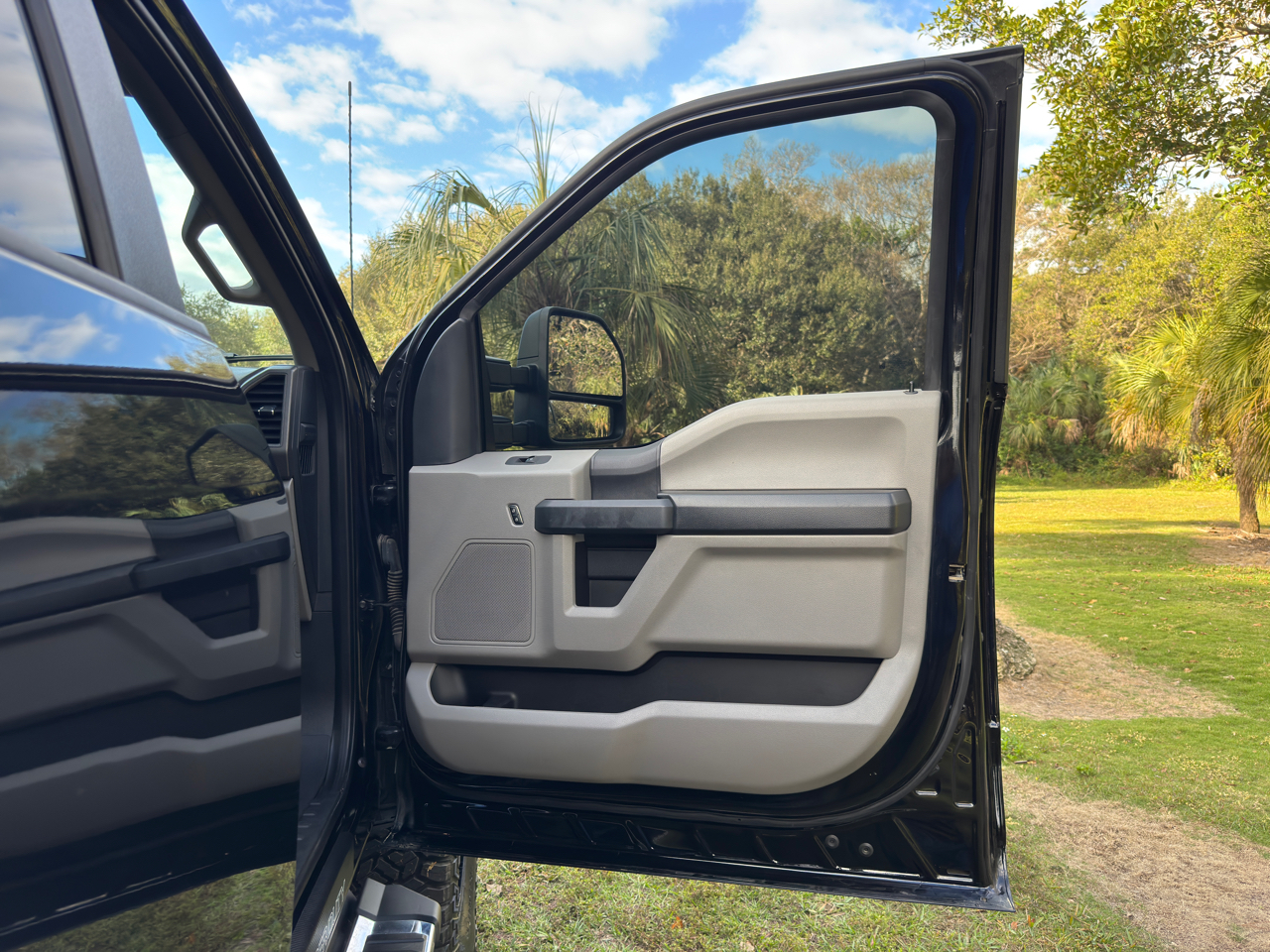 Ford Super Duty F-250 SRW  2022