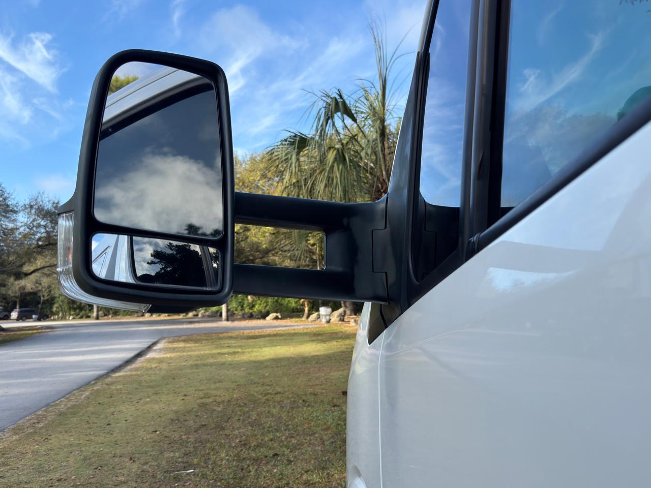 Freightliner Sprinter Chassis-Cabs 2WD Reg Cab 144" WB 2016